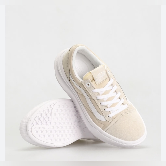Vans Old Skool Overt Comfy Cush*NWT in Box* Unisex - Picture 1 of 10